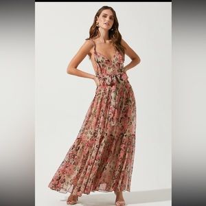 ASTR Eartha Floral Maxi Dress
